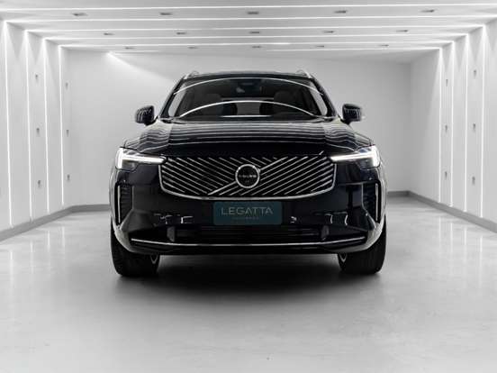 VOLVO-XC90-2025