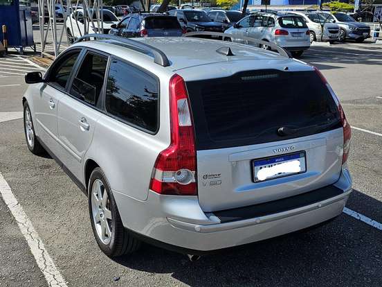 VOLVO-V50-2.5 T5 TURBO GASOLINA 4P AUTOMÁTICO VOLVO-V50-2006