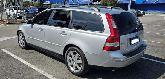 VOLVO-V50-2006