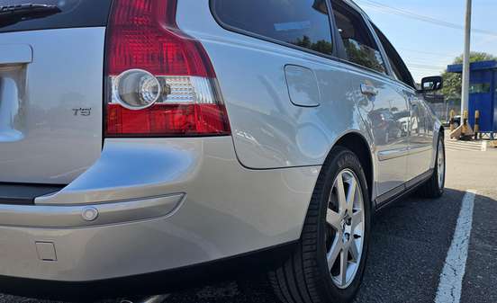 VOLVO-V50-2006