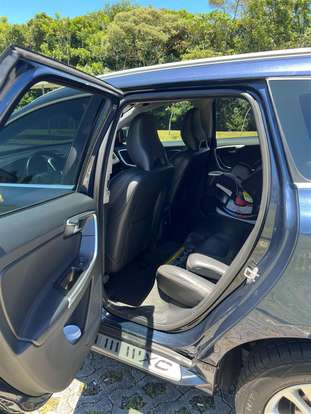 VOLVO-XC60-2014
