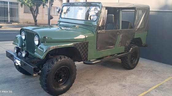 WILLYS JEEP 2.6 6 CILINDROS 12V GASOLINA 2P MANUAL