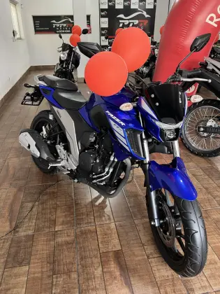 YAMAHA FZ25 FAZER ABS YAMAHA FZ25 FAZER ABS