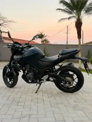 YAMAHA MT-03 CONNECTED ABS YAMAHA MT-03 CONNECTED ABS