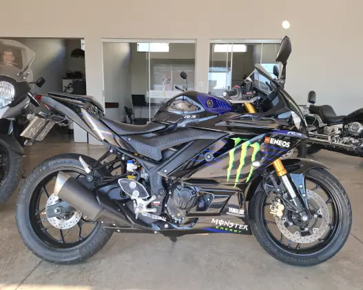 YAMAHA YZF R3 MONSTER ABS 