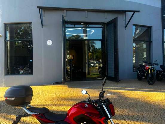 YAMAHA-FZ25 FAZER CONNECTED ABS YAMAHA-FZ25 FAZER CONNECTED ABS-2025