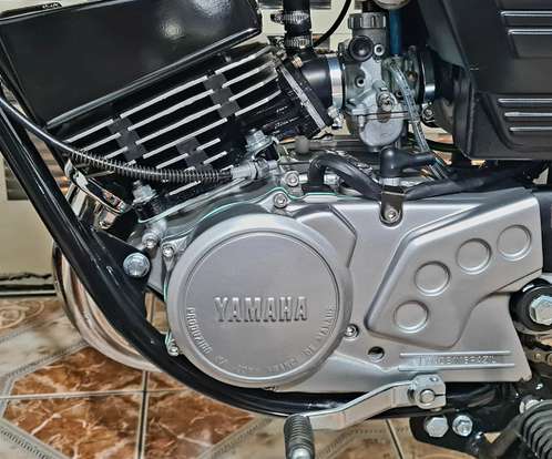 YAMAHA-RD 135 YAMAHA-RD 135-1993