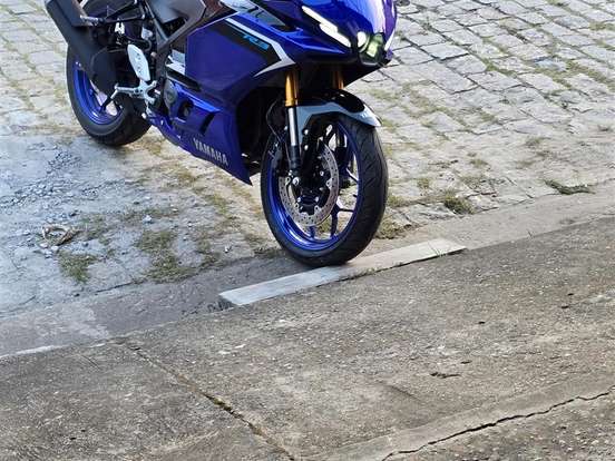 YAMAHA-YZF R3 ABS CONNECTED YAMAHA-YZF R3 ABS CONNECTED-2025