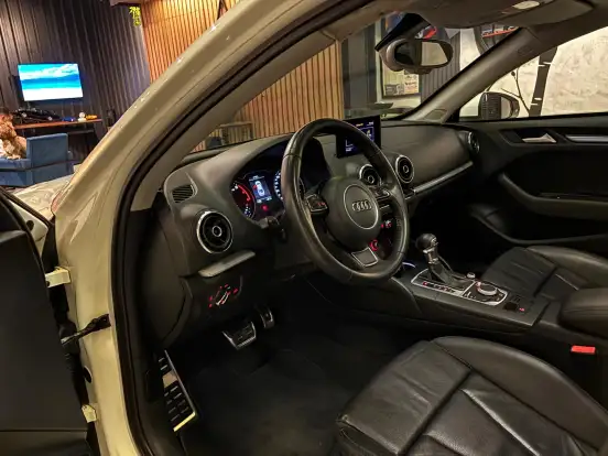 AUDI-A3-2013