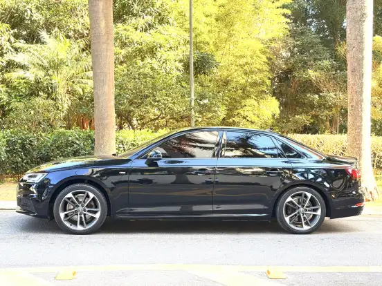AUDI-A4-2.0 TFSI LIMITED EDITION GASOLINA 4P S TRONIC AUDI-A4-2018