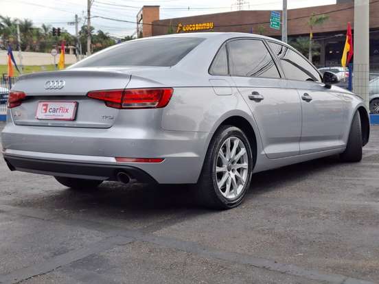 AUDI-A4-2017