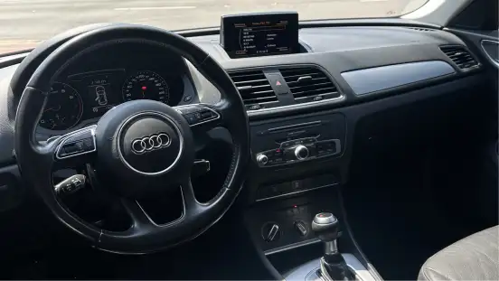 AUDI-Q3-1.4 TFSI ATTRACTION GASOLINA 4P S TRONIC AUDI-Q3-2016