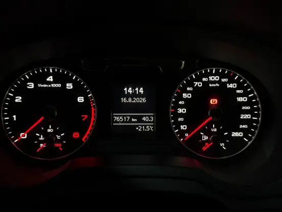 AUDI-Q3-1.4 TFSI ATTRACTION GASOLINA 4P S TRONIC AUDI-Q3-2016