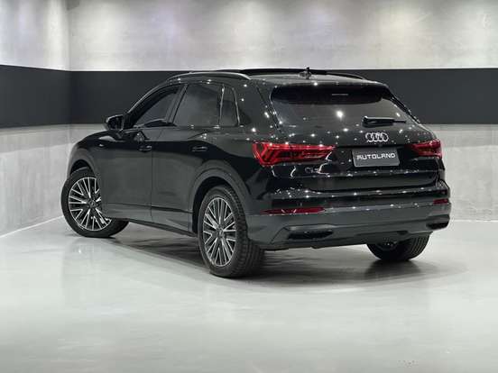 AUDI-Q3-2020