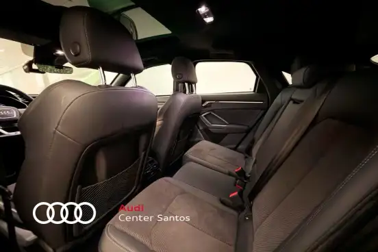 AUDI-Q3-2022