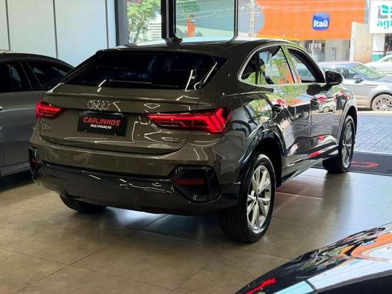 AUDI-Q3-2.0 40 TFSI GASOLINA PERFORMANCE QUATTRO TIPTRONIC AUDI-Q3-2022