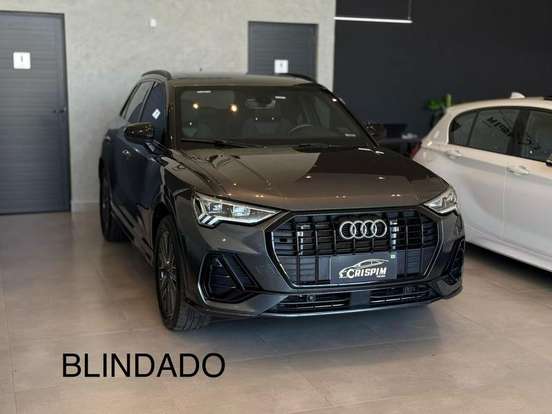 AUDI-Q3-2022