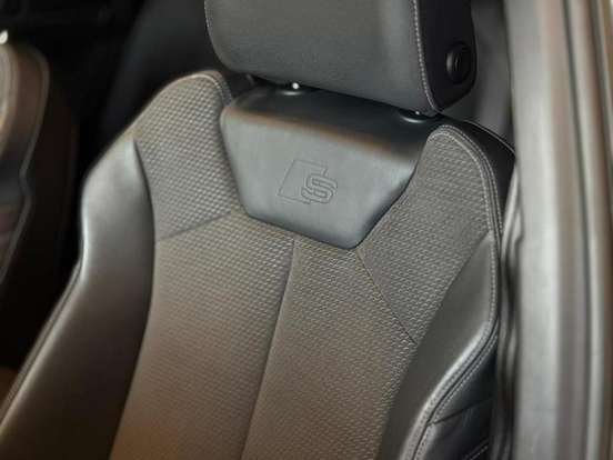 AUDI-Q3-2022