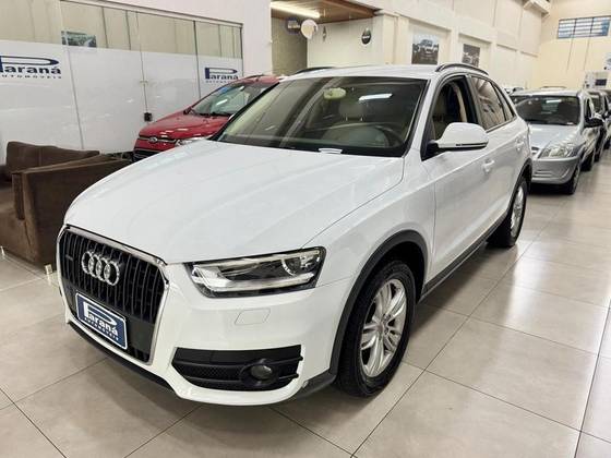 AUDI Q3 2.0 TFSI AMBIENTE QUATTRO 4P GASOLINA S TRONIC