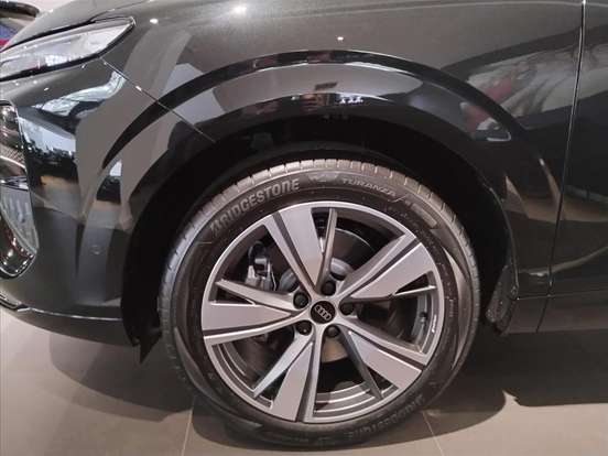 AUDI-Q3-2.0 TFSI GASOLINA LAUNCH EDITION QUATTRO S TRONIC AUDI-Q3-2026