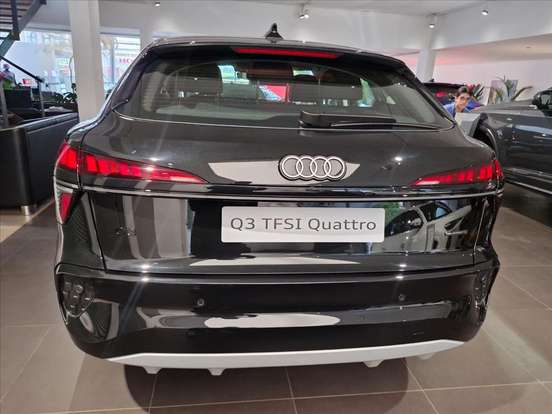 AUDI-Q3-2026