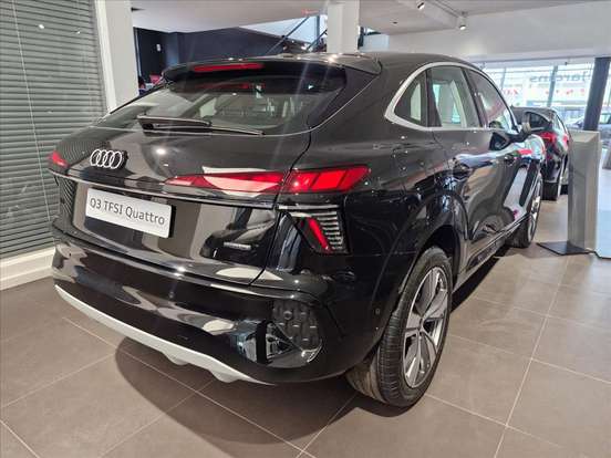 AUDI-Q3-2026