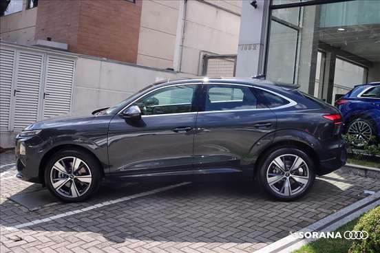 AUDI-Q3-2026