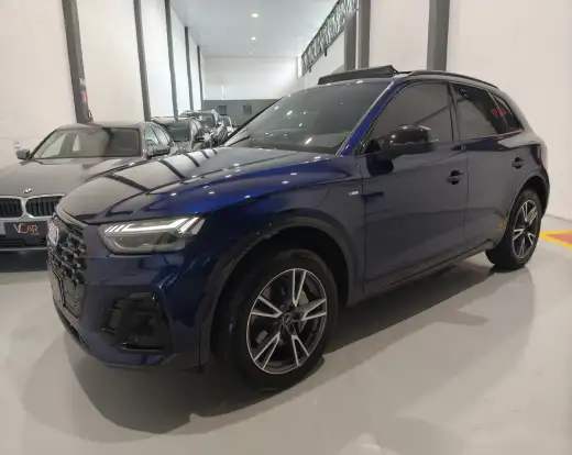 AUDI-Q5-2023