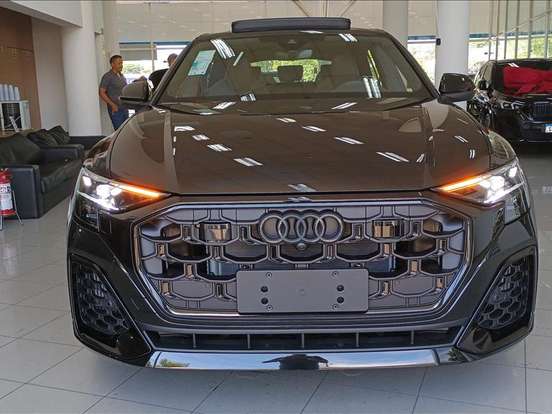 AUDI-Q8-3.0 TFSI GASOLINA PERFORMANCE BLACK QUATTRO TIPTRONIC AUDI-Q8-2025