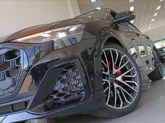 AUDI-Q8-3.0 TFSI GASOLINA PERFORMANCE BLACK QUATTRO TIPTRONIC AUDI-Q8-2025