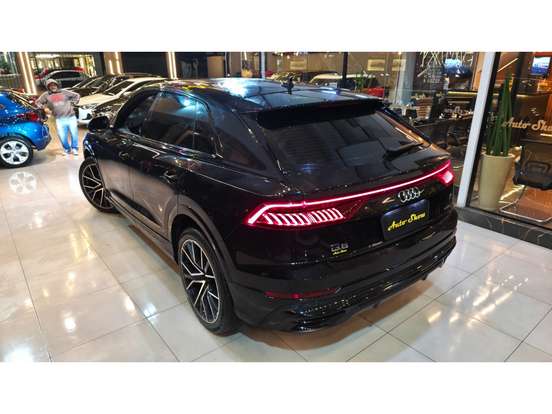AUDI-Q8-3.0 TFSI GASOLINA PERFORMANCE BLACK QUATTRO TIPTRONIC AUDI-Q8-2020