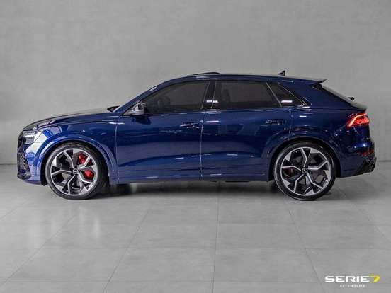 AUDI-RS Q8-2023