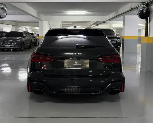 AUDI-RS6-2023