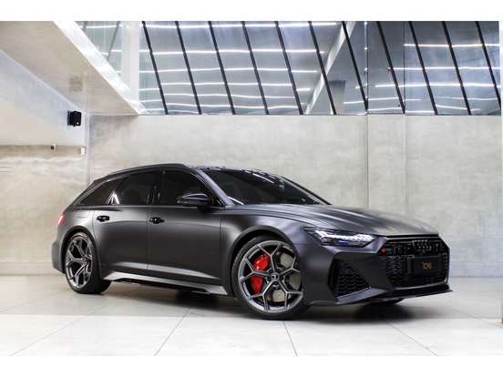 AUDI-RS6-2025