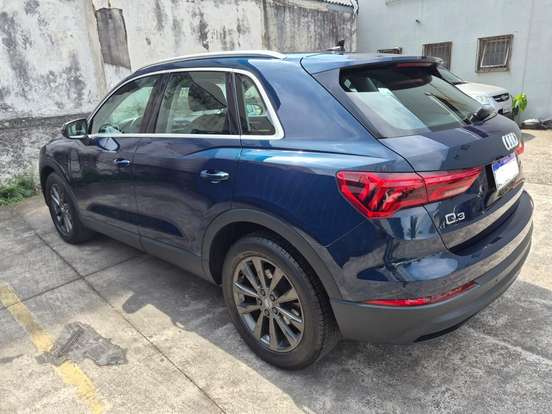 AUDI-Q3-2020