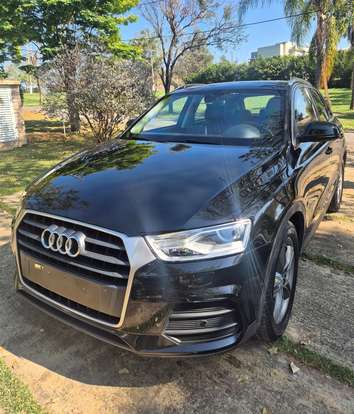 AUDI-Q3-2017