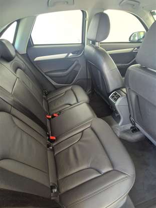 AUDI-Q3-2017