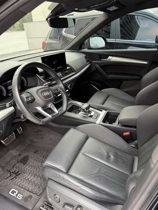 AUDI-Q5-2021