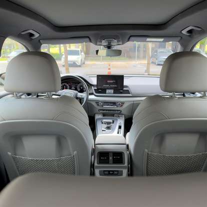 AUDI-Q5-2023