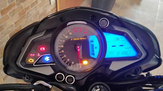 BAJAJ-DOMINAR 200-2023
