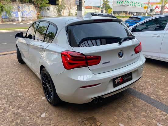 BMW-120i-2015