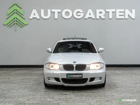 BMW-130i-2010