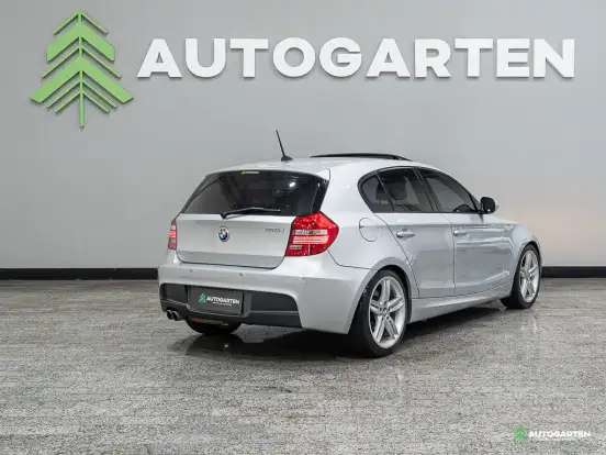 BMW-130i-2010