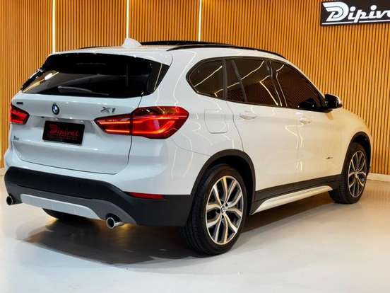 BMW-220i-2016