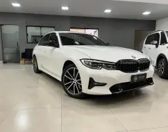 BMW 320i 2.0 16V TURBO GASOLINA SPORT AUTOMÁTICO BMW 320i 2.0 16V TURBO GASOLINA SPORT AUTOMÁTICO
