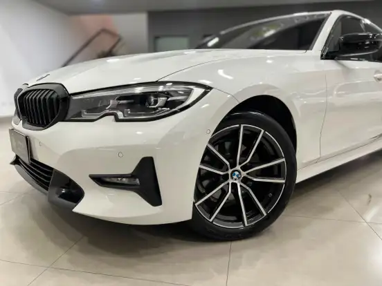 BMW-320i-2.0 16V TURBO GASOLINA SPORT AUTOMÁTICO BMW-320i-2020