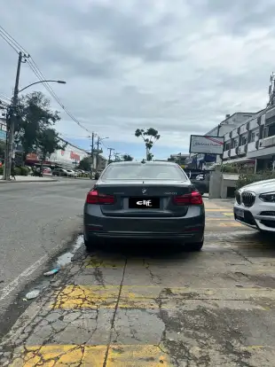 BMW-320i-2018