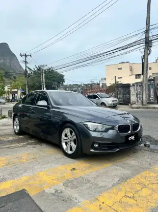 BMW-320i-2018