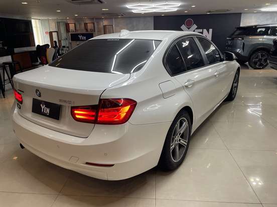 BMW-320i-2.0 16V TURBO ACTIVE FLEX 4P AUTOMÁTICO BMW-320i-2013