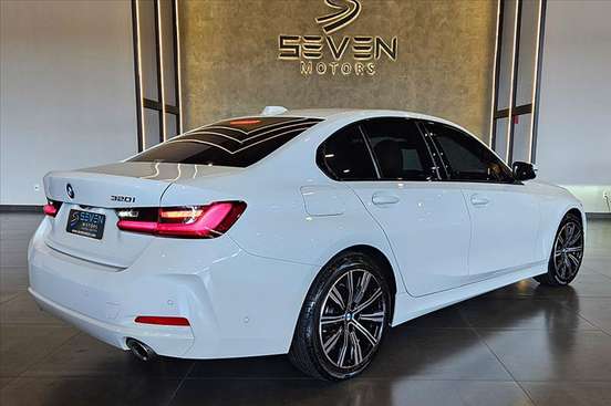 BMW-320i-2024